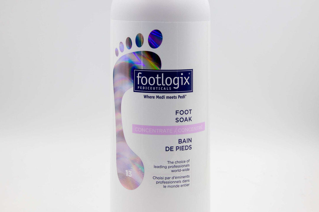 Footlogix #13 Foot Soak Concentrate - 946 ml professional size