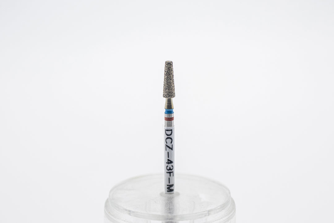 Forets à ongles diamantés avec revêtement DCZ-43, forme de corps conique, taille de tête 3,1x10 mm