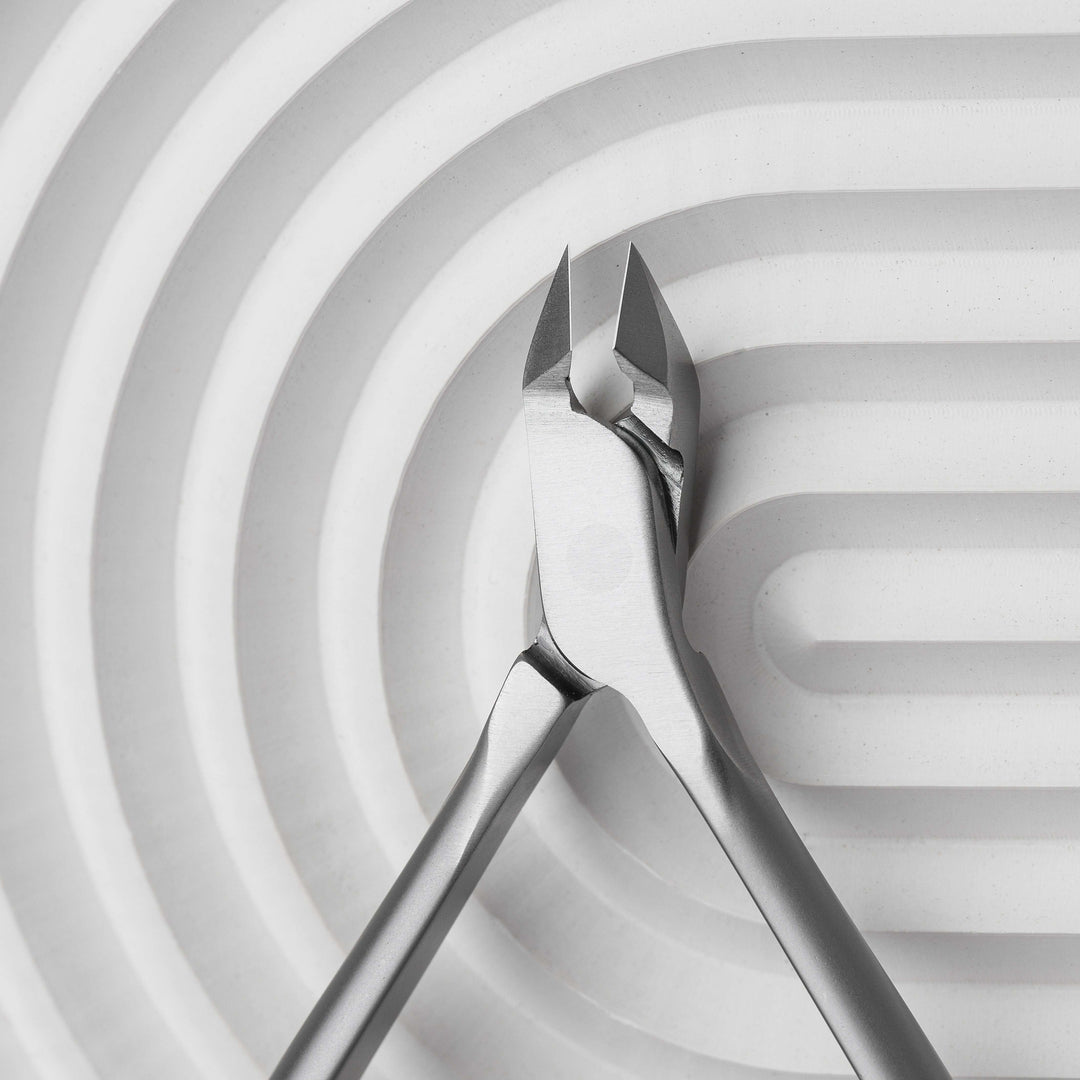 Staleks Cuticle Nipper with Spring Smart 30 - 7 mm Jaw