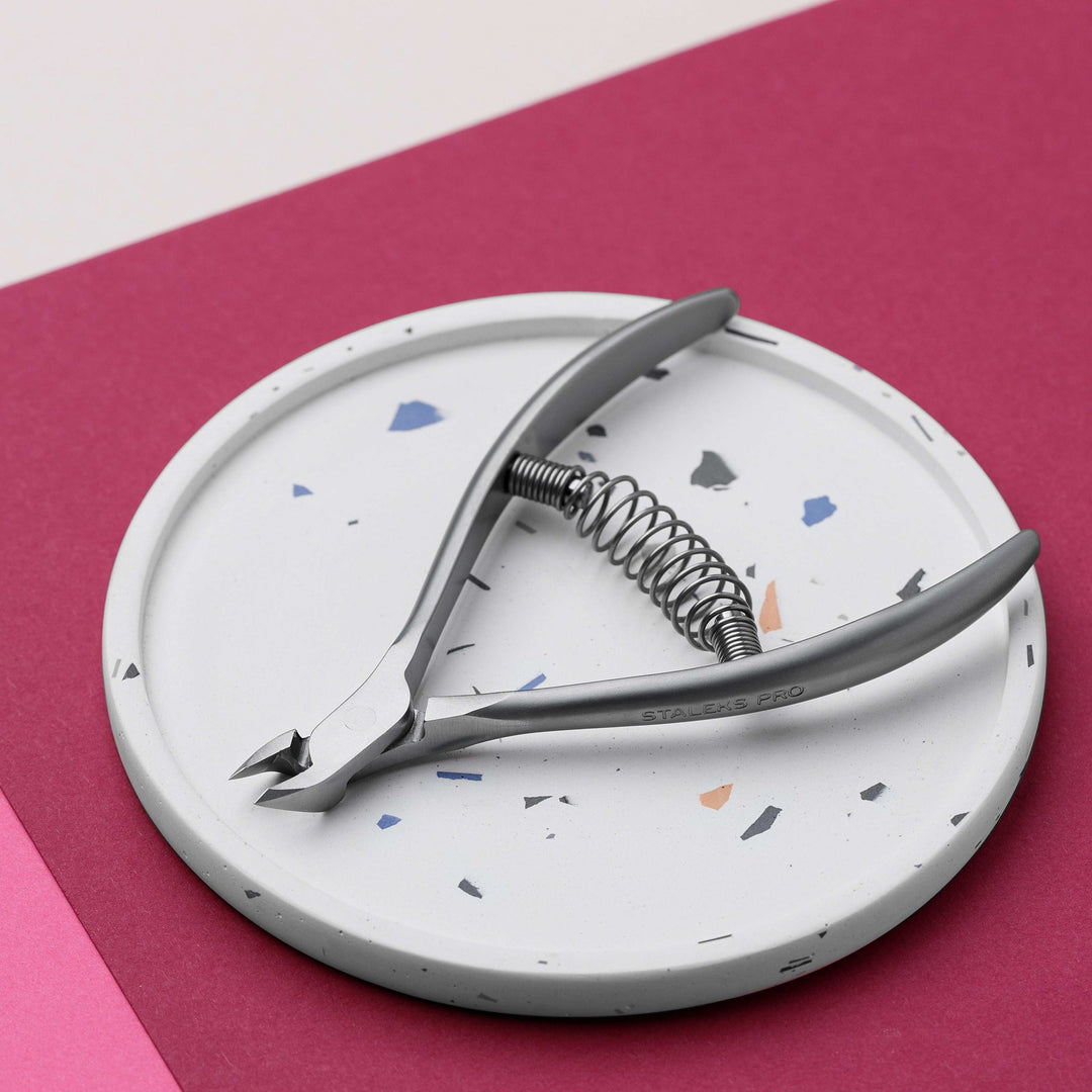 Staleks Cuticle Nipper with Spring Smart 30 - 3 mm Jaw
