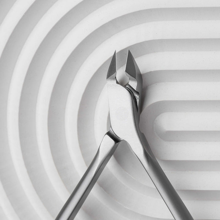 Staleks Cuticle Nipper with Spring Smart 30 - 7 mm Jaw