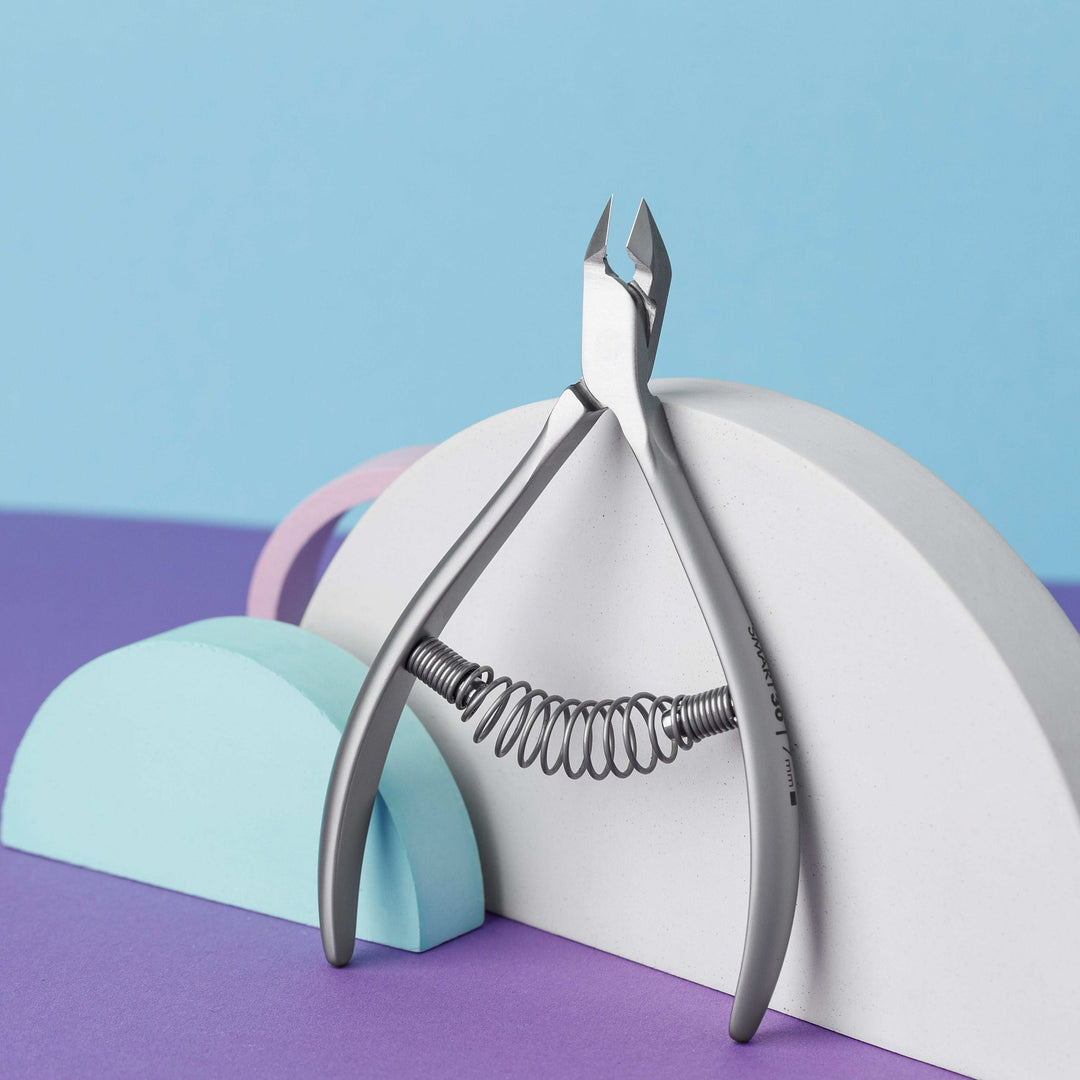 Staleks Cuticle Nipper with Spring Smart 30 - 7 mm Jaw
