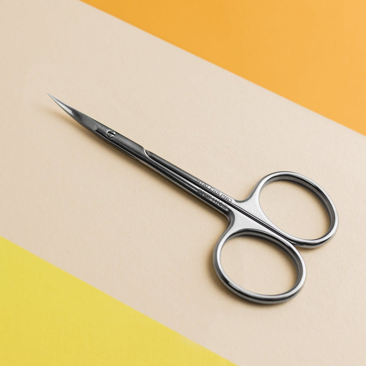 Staleks Left - handed Cuticle Scissors Pro with Narrow Curved Blades Expert 11 Type 3 - 21 mm blades - Staleks - U - tools