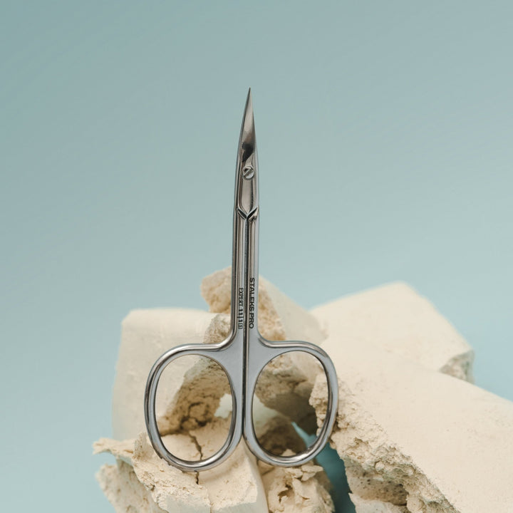 Staleks Left - handed Pro Cuticle Scissors with Narrow Curved Blades Expert 11 Type 1 — 18 mm blades - Staleks - U - tools