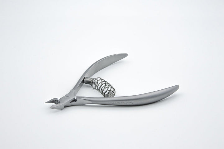 Staleks Cuticle Nipper with Spring Smart 30 - 3 mm Jaw | U-tools